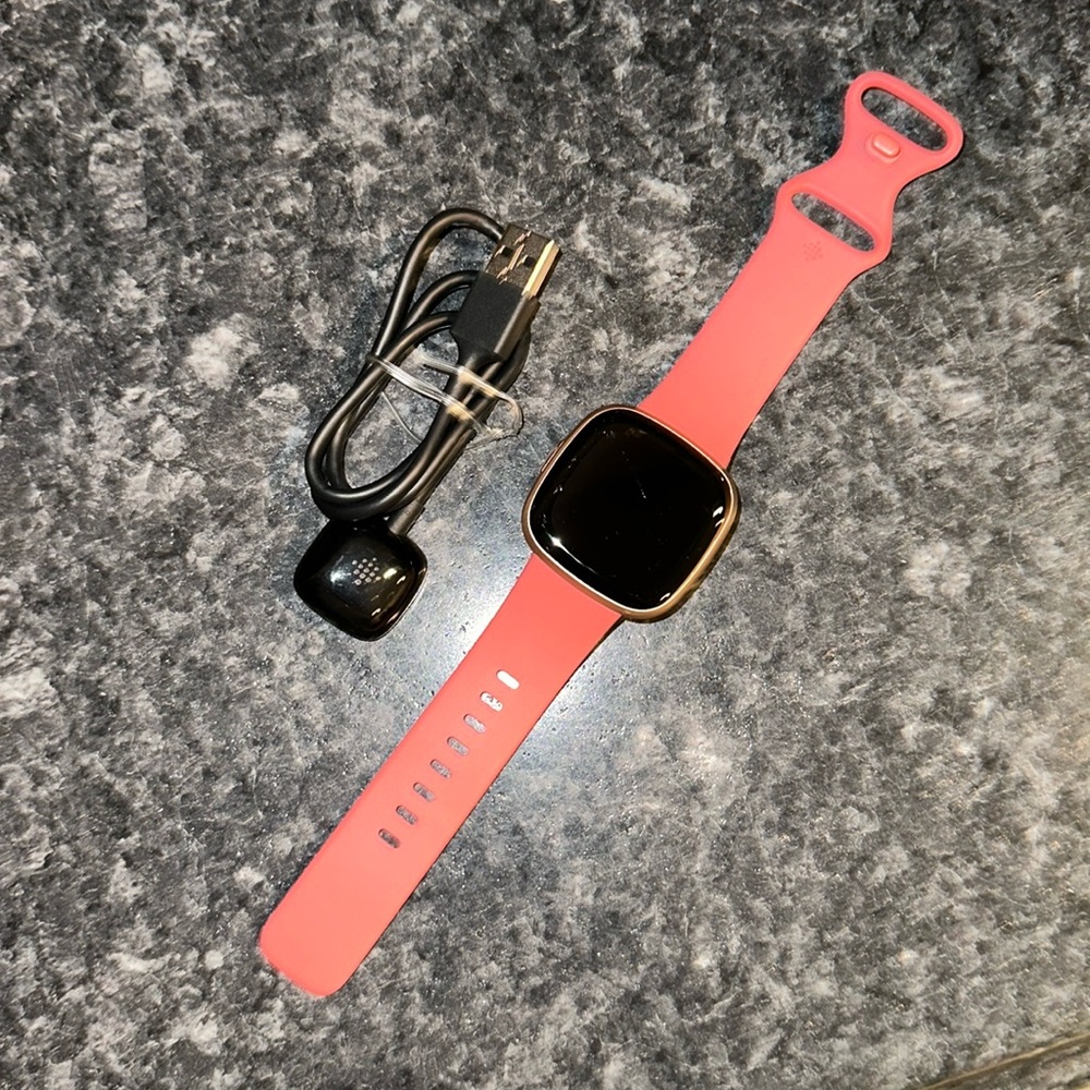 Fitbit Versa 4